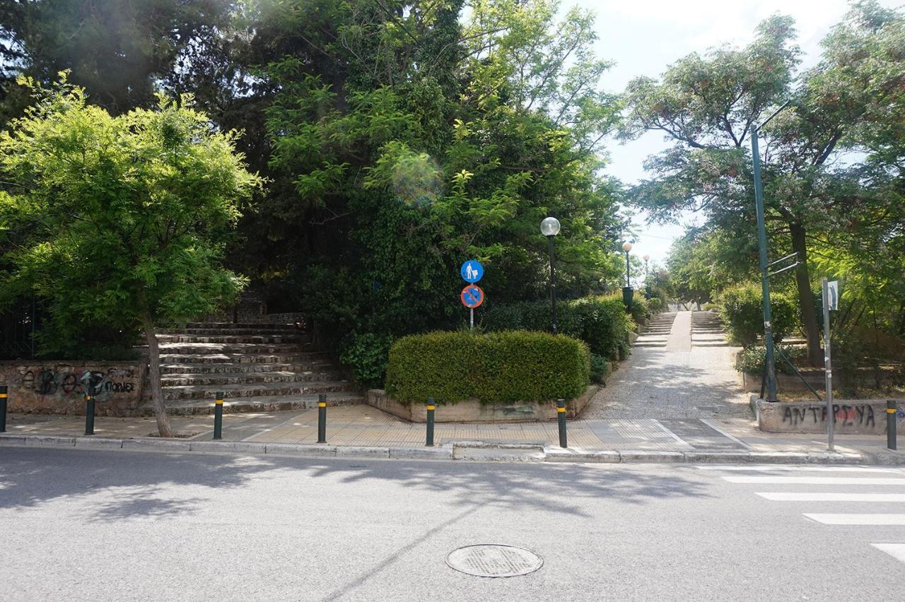 Independent Entrance Apt - 130M2 - Garden - Private Parking Appartamento Atene Esterno foto